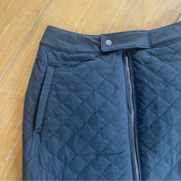 Athleta Quilted Apres Mini Skirt Size 6 - Picture 2 of 4